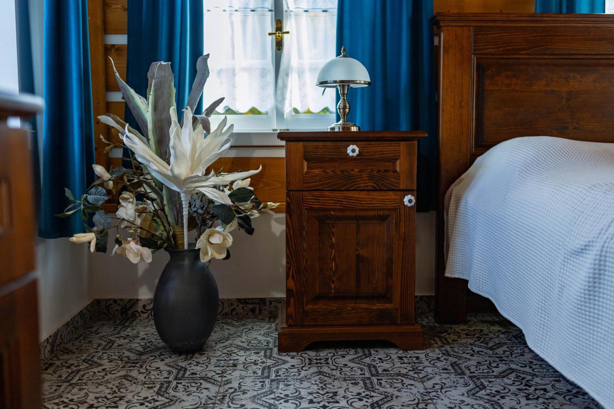 Luxusni Apartman S Krbem - Kunraticke Svycarsko Kunratice  Buitenkant foto