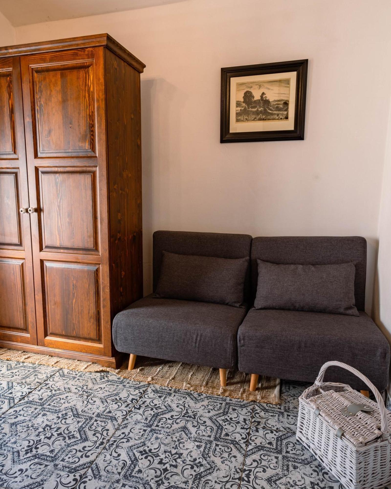Luxusni Apartman S Krbem - Kunraticke Svycarsko Kunratice  Buitenkant foto